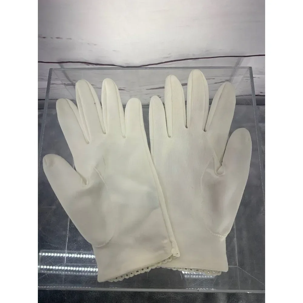 Miss Aris White OS‎ Driving Church Lady Gloves